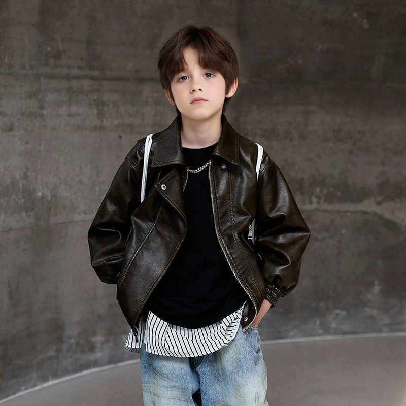 Boys Dark Green Waterproof Win - Streetwear Brand Logo Design reseña y precio
