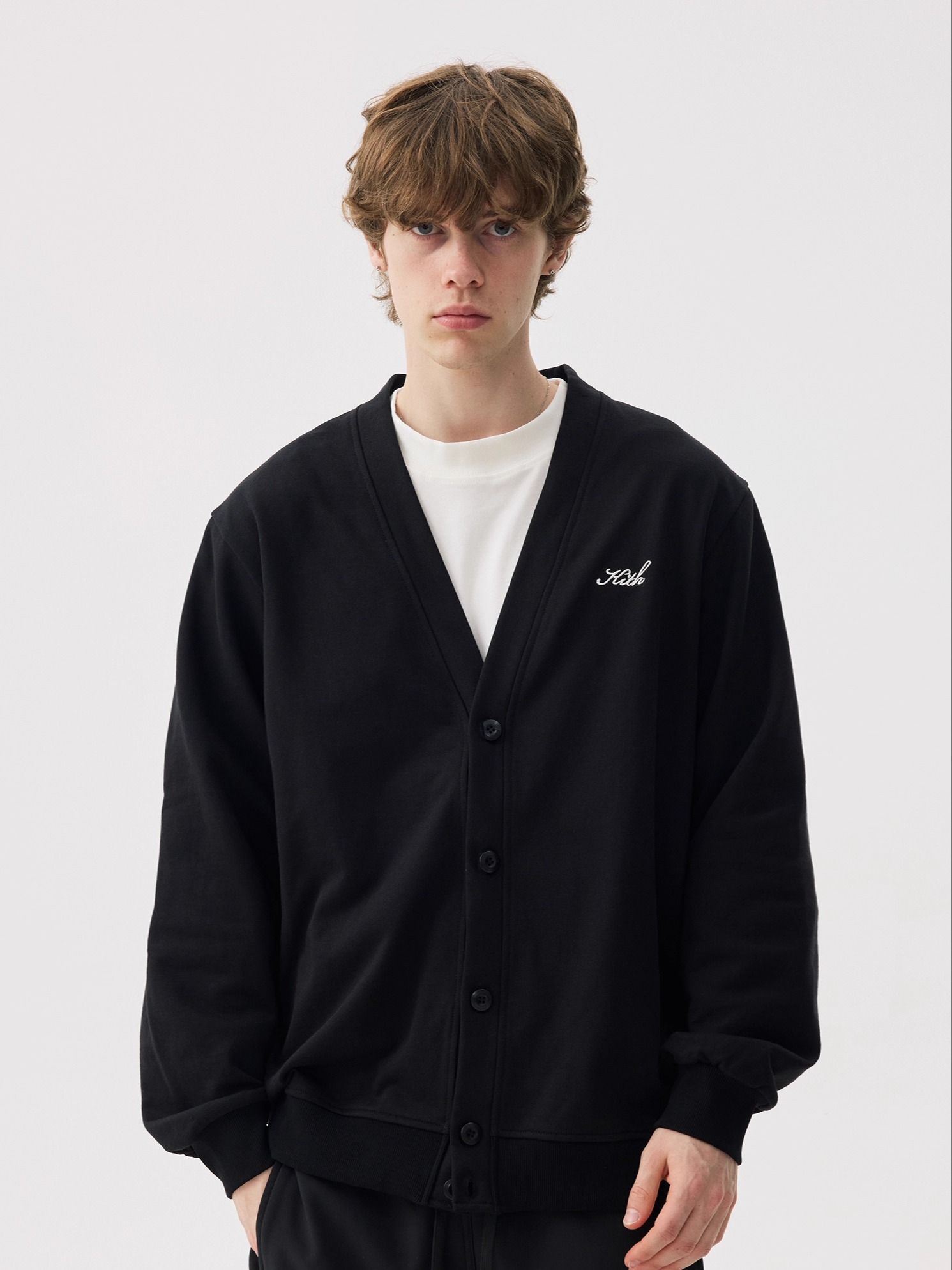 KITH Button-Up V-Neck Knitted  - Kith Sweater Knit reseña y precio