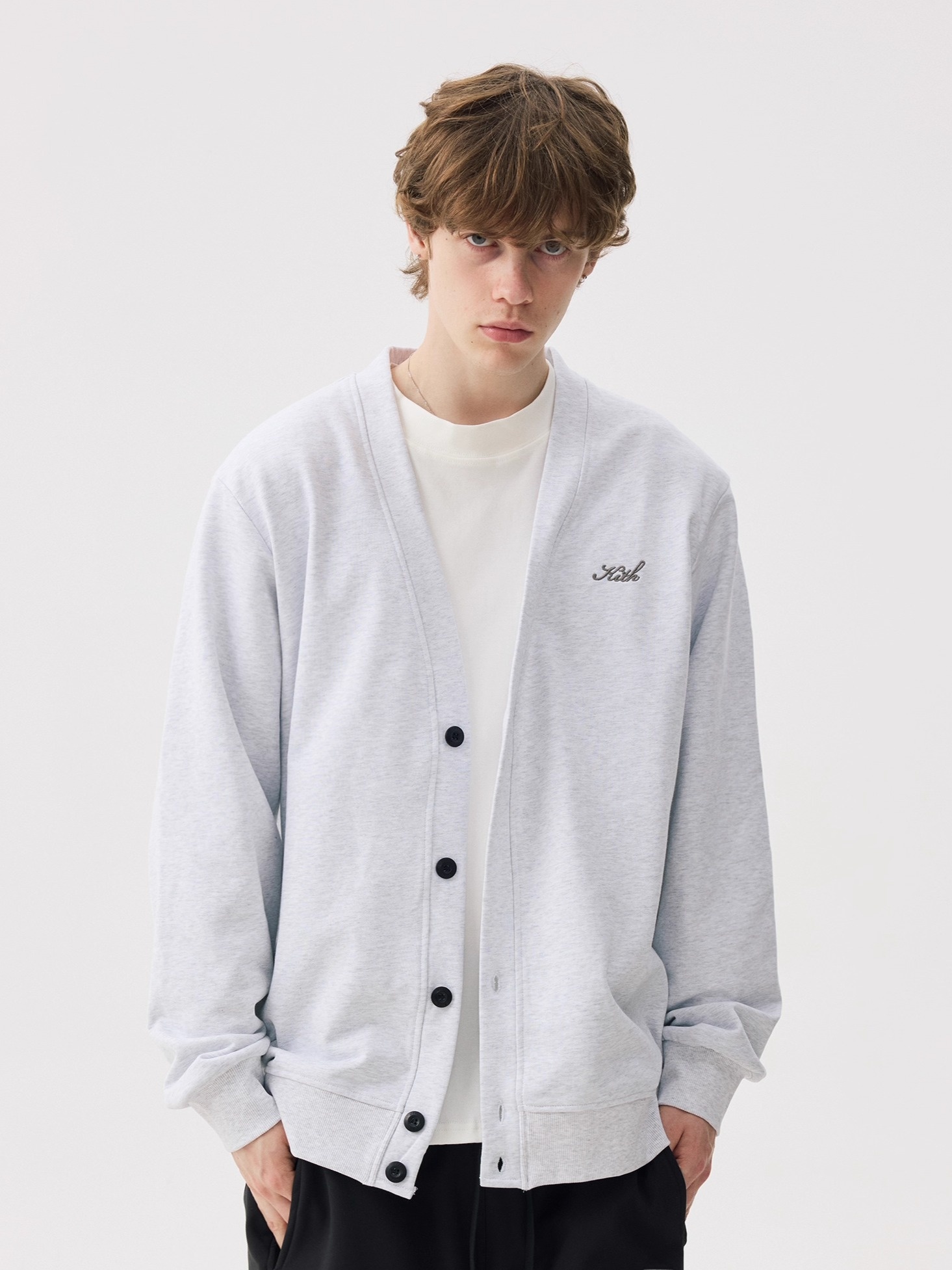 KITH Button-Up V-Neck Knitted  - Kith Sweater Knit reseña y precio