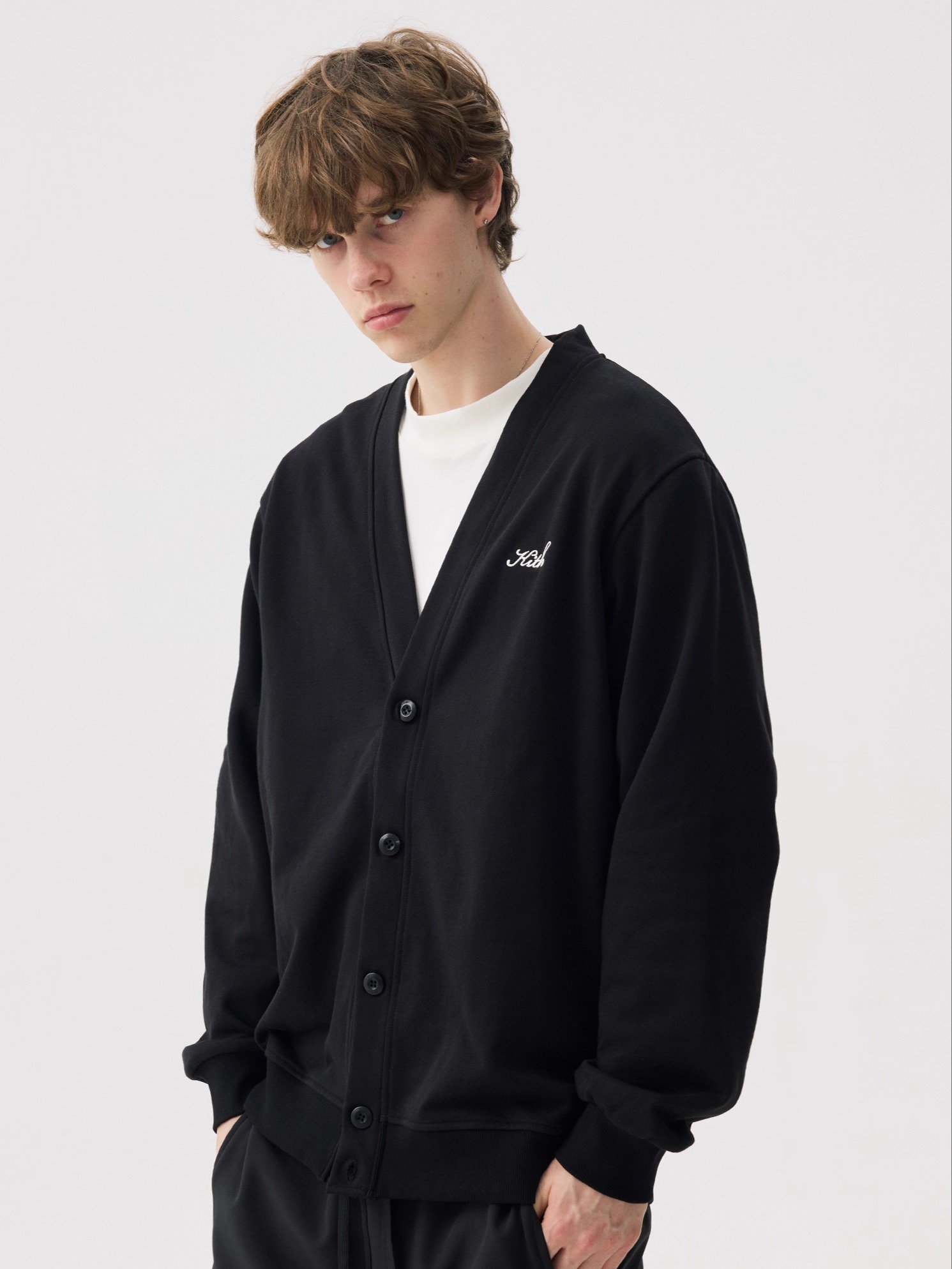 KITH Button-Up V-Neck Knitted  - Kith Sweater Knit reseña y precio