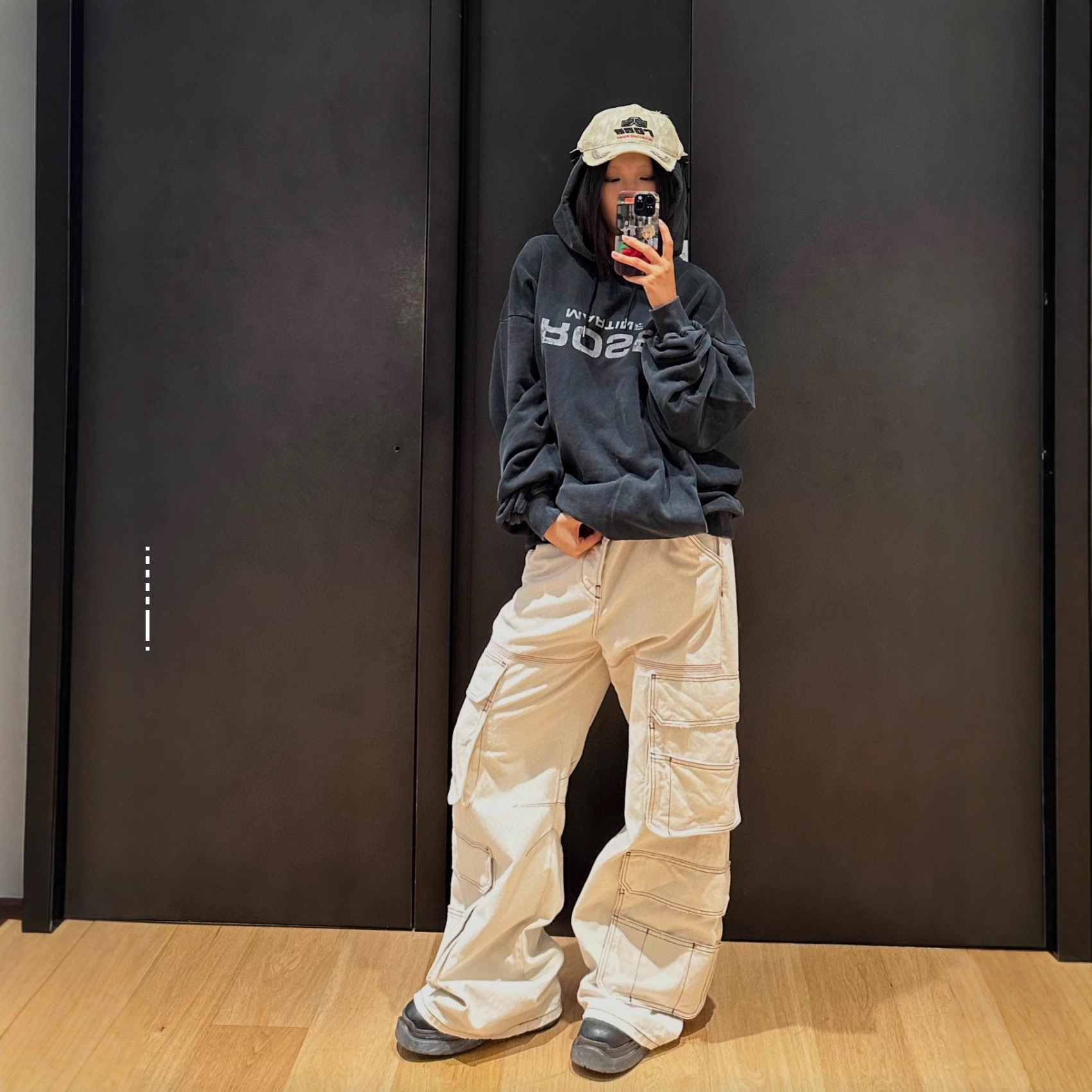 Martine Rose slogan letter rev - Streetwear Brand Logo Design reseña y precio